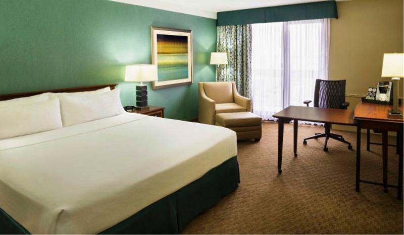 Holiday Inn Toronto - Yorkdale Экстерьер фото